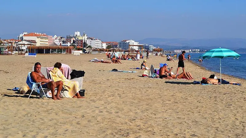 Çanakkale ve Balıkesir'de Deniz Keyfi! Sıcaklık Rekoru Kırılıyor Mu?