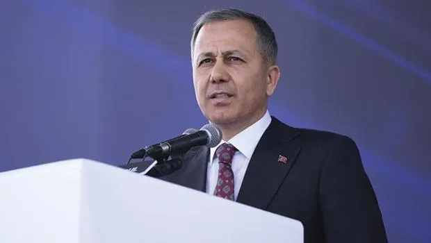 Bakan Yerlikaya'dan Müjde: 250 Bin Afet Konutu Teslim Edildi!