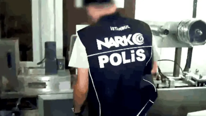 Bakan Yerlikaya: İstanbul'da narkotik operasyonlarda 3 şüpheli yakalandı