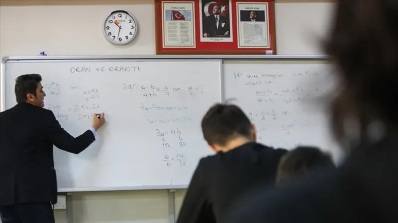 Bakan Yusuf Tekin duyurdu! Öğretmenler mesleki çalışma programına istedikleri illerde katılabilecek