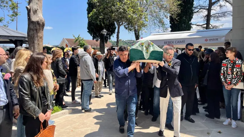 Berrin Onar, son yolculuğuna uğurlandı