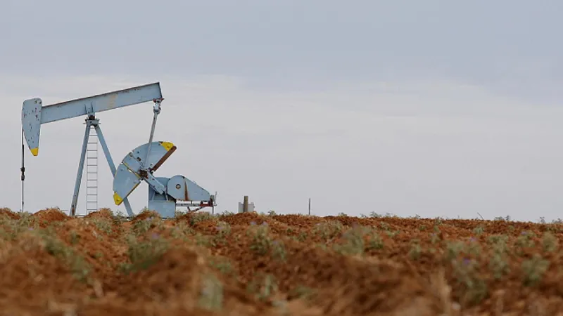 Brent petrolün varili 75,73 dolardan işlem görüyor