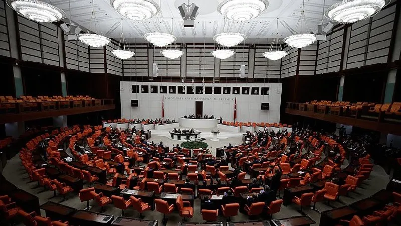Elektrikli Araçlara ÖTV Şoku Mu Geliyor? CHP'den Sert Eleştiri!