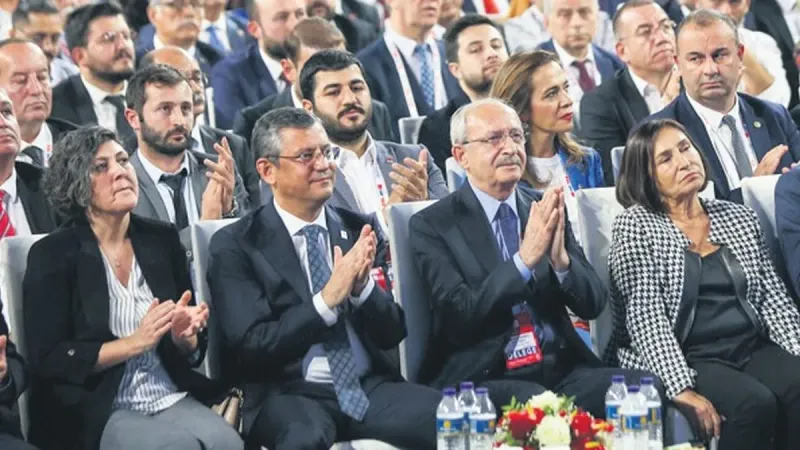 CHP’li vekiller kazan kaldırdı
