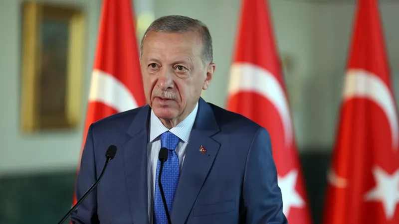 Cumhurbaşkanı Erdoğan'dan diplomasi trafiği! İran Cumhurbaşkanı Pezeşkiyan'a taziyelerini iletti