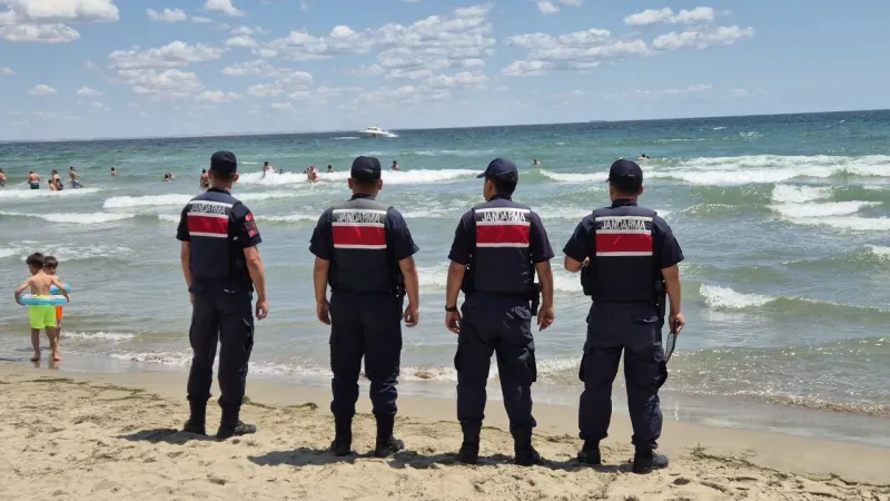 Tekirdağ'da Deniz Keyfine Fırtına Freni! Denize Girmek Yasaklandı!
