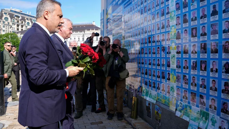 Dışişleri Bakanı Hakan Fidan Ukrayna'da!