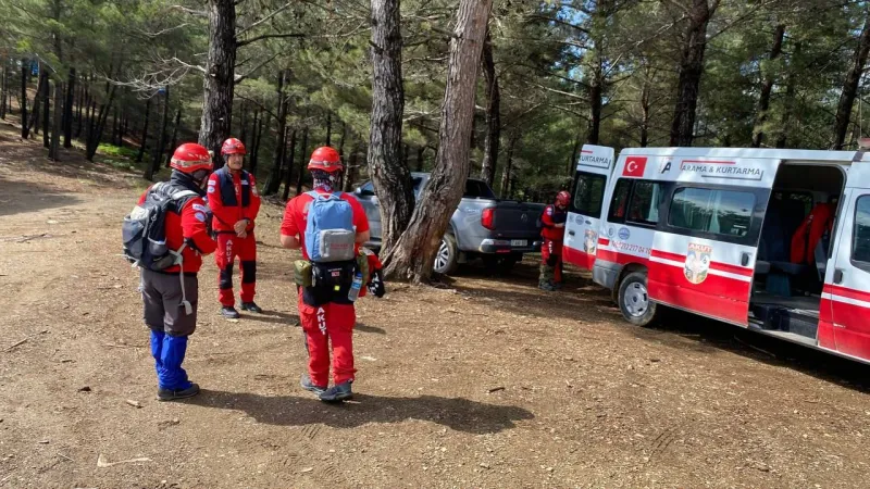 Doğa yürüyüşüne çıkan müdür yardımcısı kayboldu: Arama başlatıldı