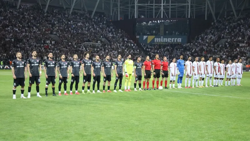 Elazığ'da olaylı maç: Zırhlı araçla stattan ayrıldılar