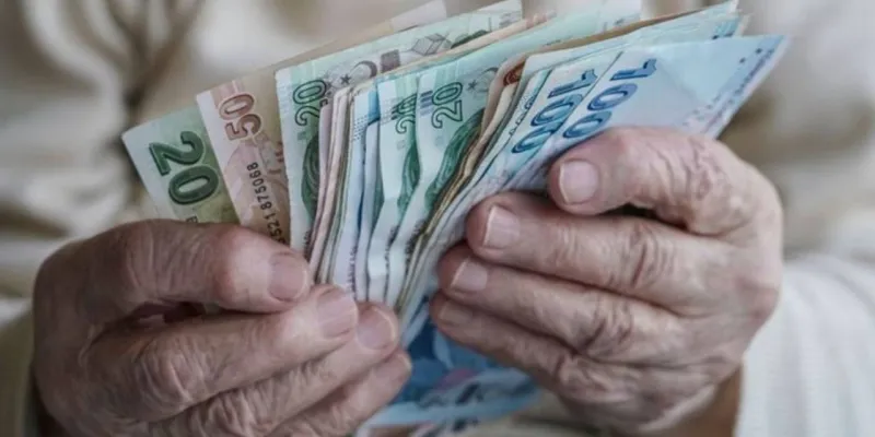 Emekli maaşının asgari ücretle eşitlenmesi teklifi Meclis'te