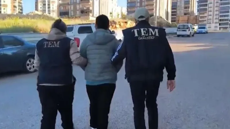 FETÖ'ye yönelik operasyonlarda yakalanan 64 şüpheli tutuklandı