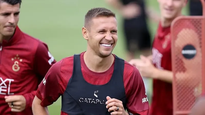 Frankowski'nin Şok Kararı! Galatasaray'dan Ayrılıyor mu?