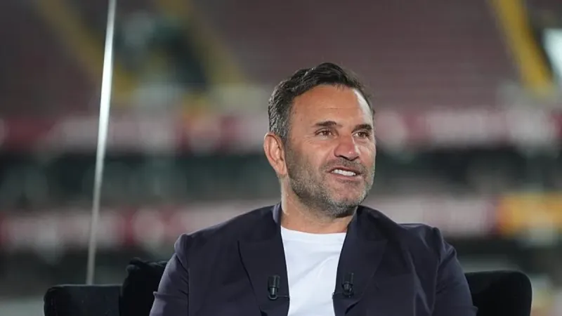 Galatasaray'da Transfer Bombası! Kaleci ve 10 Numara Kim Olacak?