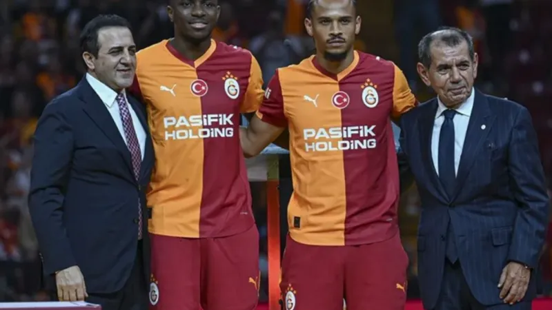 Galatasaray'ın yeni yıldızları Victor Osimhen ve Leroy Sane imzayı attı