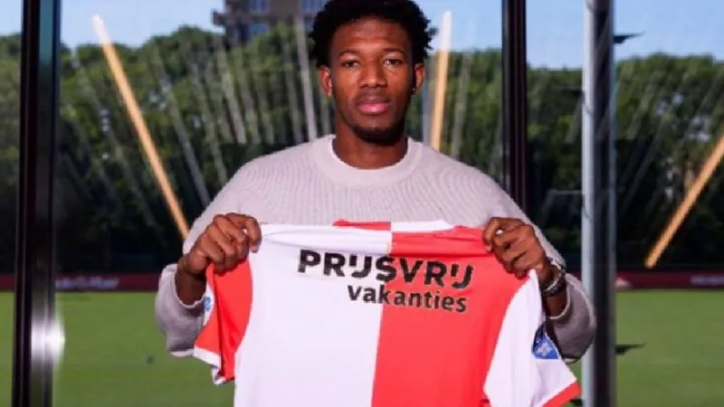 İstanbulspor'dan Feyenoord'a. Diarra imzayı attı