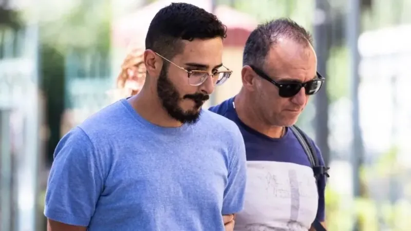 Tinder Avcısı Yakalandı! Kırmızı Bültenle Aranan Dolandırıcı Operasyonu