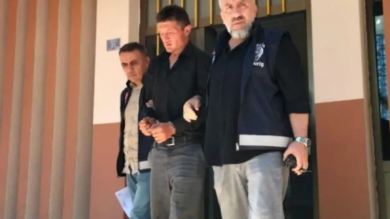 Miras Kavgası Kanlı Bitti! Halasının Eşini Sırtından Bıçakladı