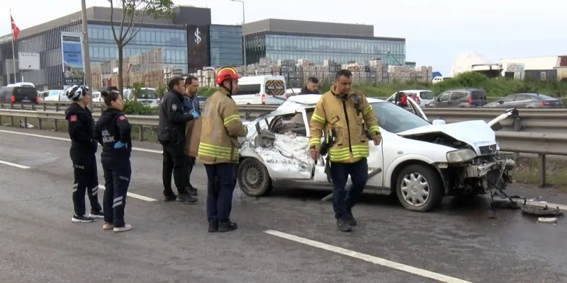 Tuzla'da Feci Kaza! Otomobil Takla Attı: 1 Ölü, 4 Yaralı!