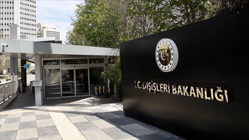 Pakistan Hindistan Savaşı mı? Dışişleri'nden Kritik Uyarı!