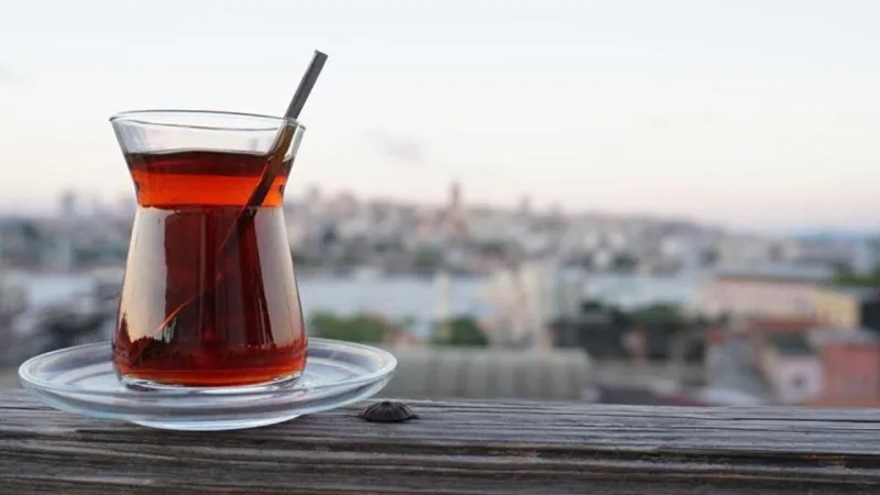 Çay Tiryakileri Şokta! Karadeniz Yok, İşte En Çok Çay İçen 20 İl!