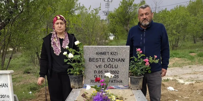 Beste'nin Acısı Dinmiyor: Anneler Günü'nde Mezarı Başında Feryatlar!