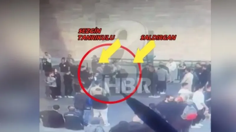 Özgür Özel'e Saldırı: CHP'li Tanrıkulu ile Tokalaşma Anı Şok Etti!