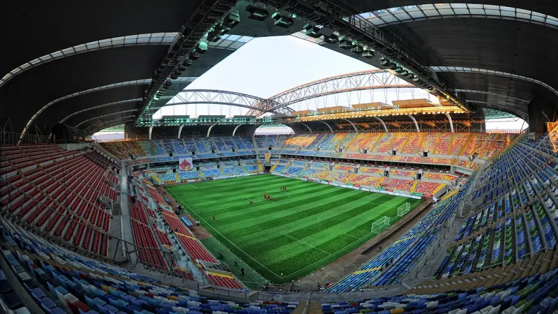 Kayserispor'dan Anneler Günü Sürprizi! Kadınlara Ücretsiz Maç Keyfi