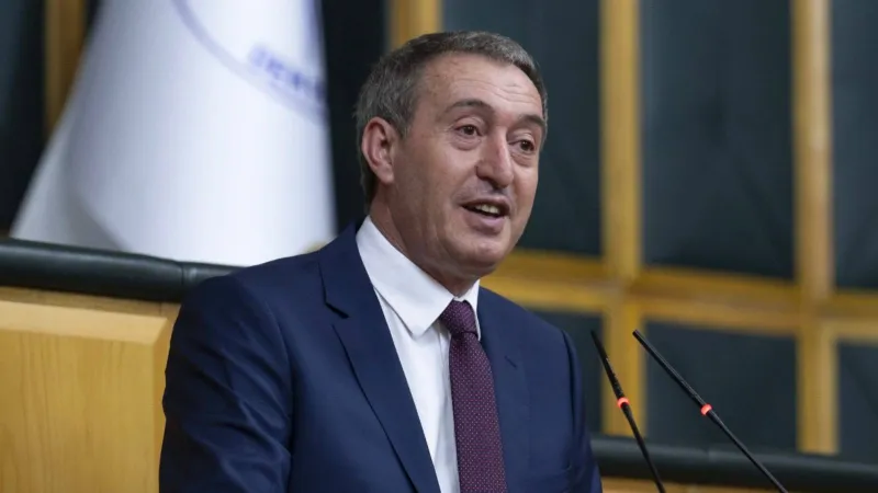 Bakırhan'dan Korucu Çıkışı: Siyasilerden Sert Tepkiler!