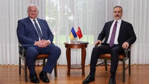 Ukrayna Bakanı'ndan Türkiye'ye Övgü: Diplomasinin Kalbi Artık Burada!