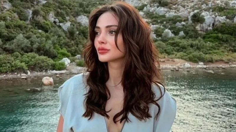Rabia Soytürk'ten Servet Değerinde İmza! Dudak Uçuklatan Anlaşma