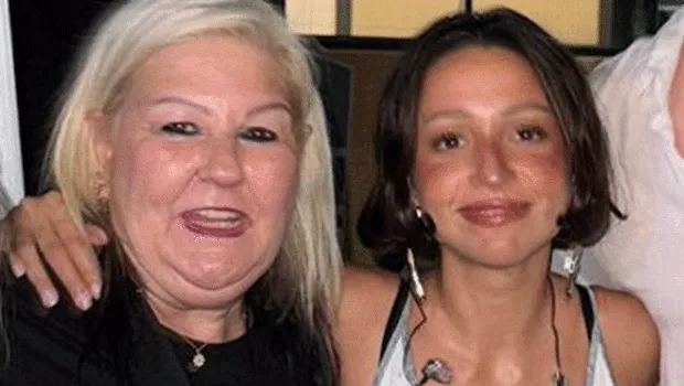 Öğretmeniyle hasret giderdi