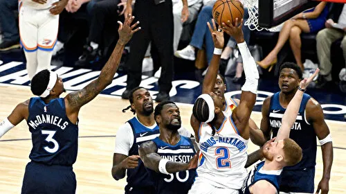 Oklahoma iki sayı farkla kazandı