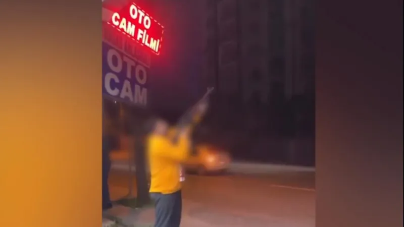 Şampiyonluk Kutlamasında Silah ve Bıçak! Gözaltılar Art Arda