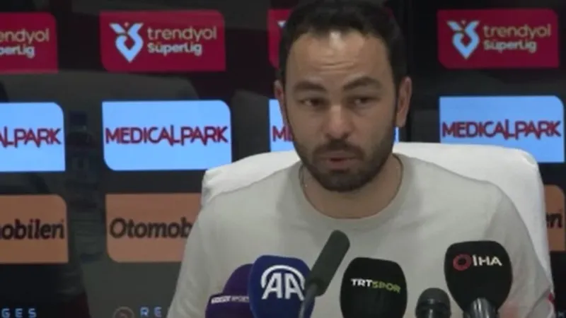 Selçuk İnan Kocaelispor'da! Süper Lig'e İmza Şoku!