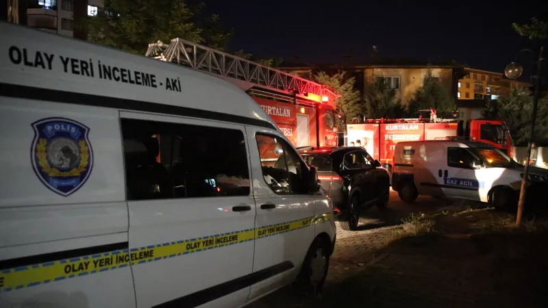 Siirt'te polis lojmanında yangın: 13 kişi etkilendi