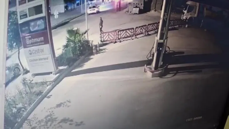 Sokakta karşılaştığı eski kocasını tabancayla ayağından vurdu