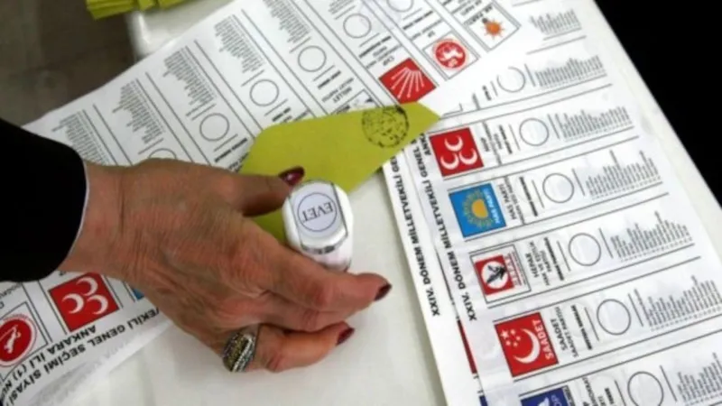 Son anket gündem oldu: 'En beğenilen' isimler dikkat çekti