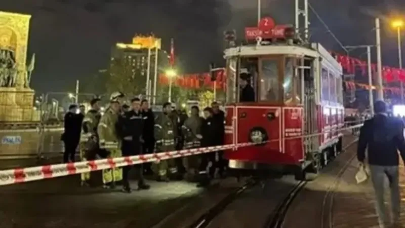 Taksim Tramvayında Korku Dolu Anlar! Yangın Paniği