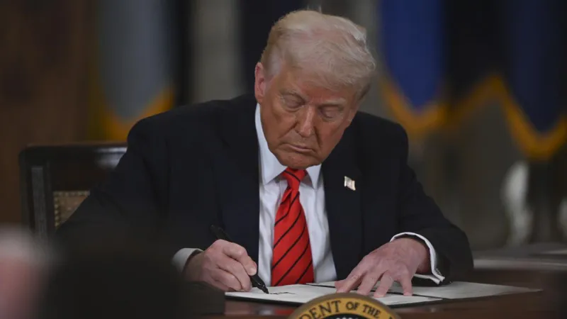 Trump'tan Şok İran Kararı! Gizli Saldırı Onayı Mı?