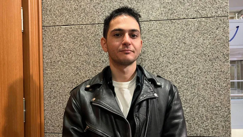 Tutuklu gazeteci Furkan Karabay'ın yeni X hesabı da erişime engellendi