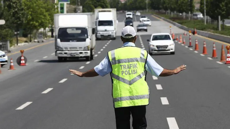 Üsküdar'da Gazze Mitingi: Hangi Yollar Kapalı? İşte Alternatif Rotalar!