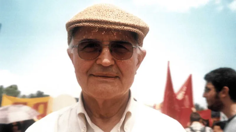 Yusuf Ziya Bahadınlı Vefat Etti! Köy Enstitülü Efsane Yaşamını Yitirdi